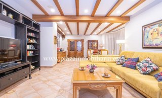 Chalet en venta en Lucena