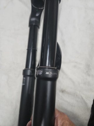Horquilla Fox float RHYTHM 36 - 150recorrido