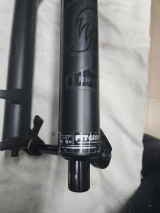 Horquilla Fox float RHYTHM 36 - 150recorrido