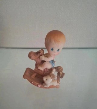 Miniatura Vintage Bimbo su Cavallo a Dondolo