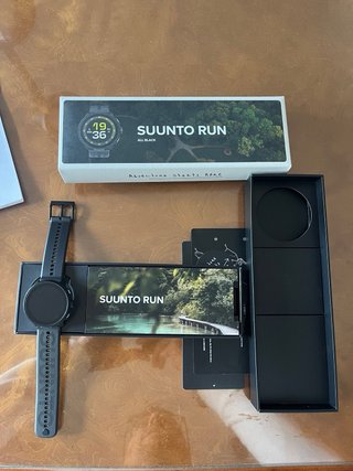 Suunto Run All Black Smartwatch