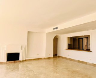 Ático en venta en San Luis de Sabinillas en Manilva