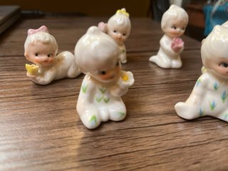 Set 6 Bebés Porcelana Adorno