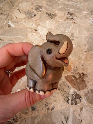 Elefante Thun in ceramica