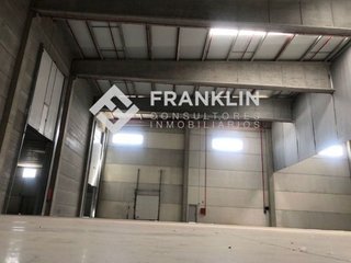 Nave industrial en alquiler en Celrà