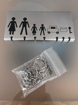 Colgador de llaves metálico
