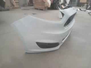 Paragolpes delantero Ford courier
