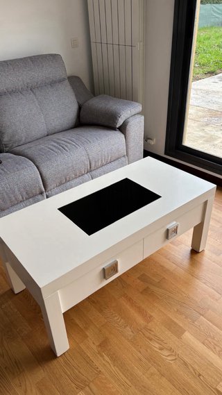 Mueble y mesa salón blanco lacado