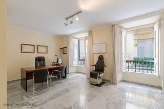 Oficina en alquiler en Centro Histórico en Málaga