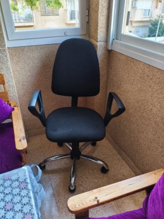 Silla de oficina ergonómica
