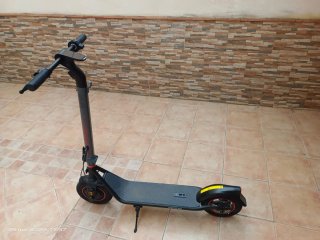 Patinete Eléctrico Bongo XL D40