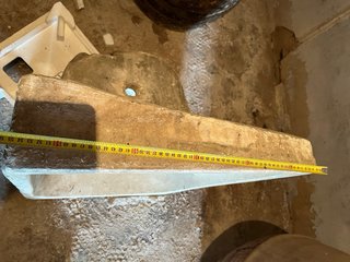 Fregadero cemento de cocina antigua. No pila lavar