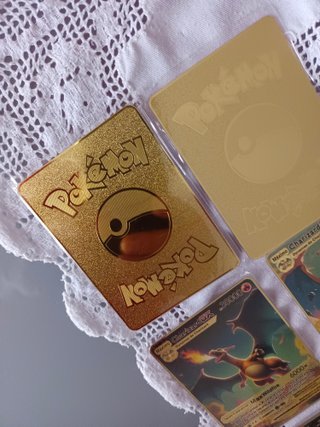 Cartas Pokémon Doradas Metálicas
