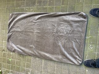 Fundas Asiento  trasero cama VW T3