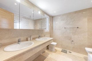 Piso en venta en Elviria en Marbella