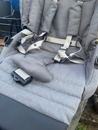 Conjunto Inglesina Aptika 3 en 1 Gris + isofix