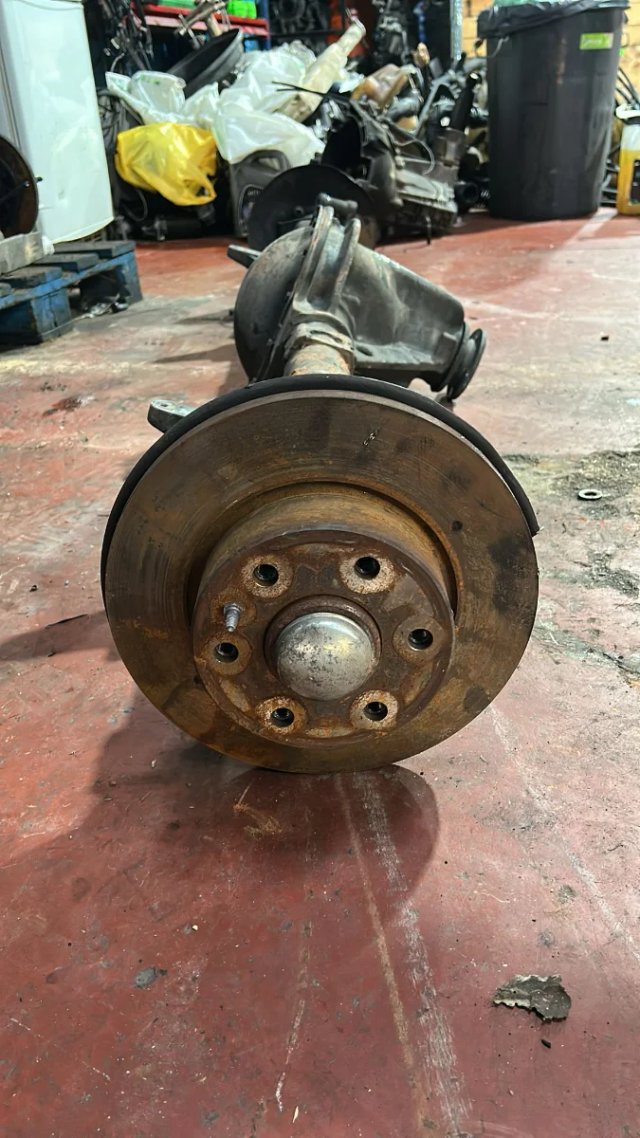 Puente trasero Iveco Daily 2023