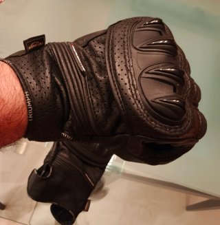 Guantes Moto Triumph Piel Perforada