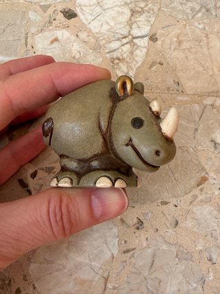 Rinoceronte Thun in ceramica