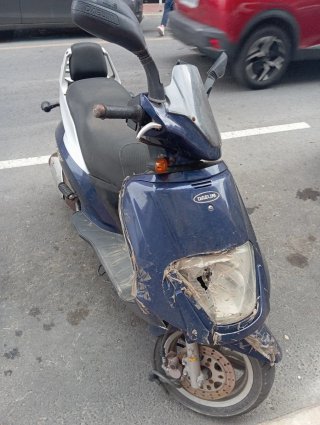 Suzuki Address 125 2004 motor y corteas muevos