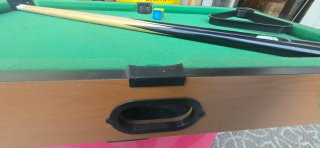 Mini tavolo da biliardo con stecche e triangolo