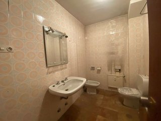 Piso en venta en Plaza España - Villa Pilar - Reyes Católicos - Vadillos en Burgos