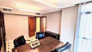 Oficina en venta en Zona Puerto Deportivo en Fuengirola