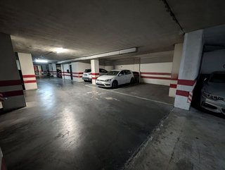 Garaje en venta en Renfe - Bulevar 1º y 2º Fase en Jaén