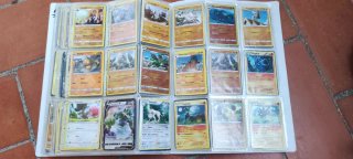 Álbum Pokémon con Cromos