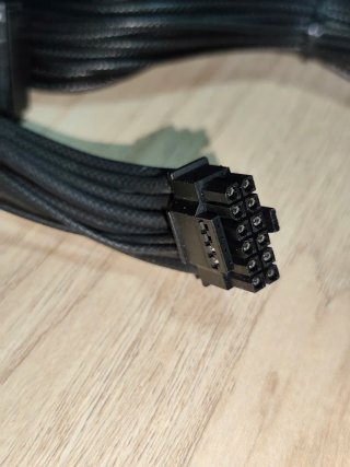 Corsair SF1000L 80+ Gold ATX 3.0 PCIe 5.0 SFX