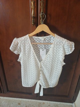 Blusa Springfield encaje blanca nueva