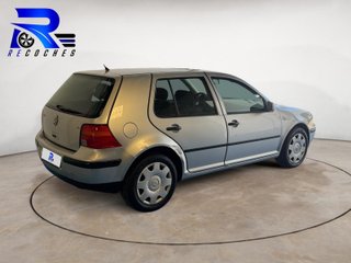 Volkswagen Golf 2003