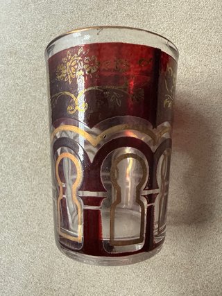 6 Vasos de té árabes rojos y dorados