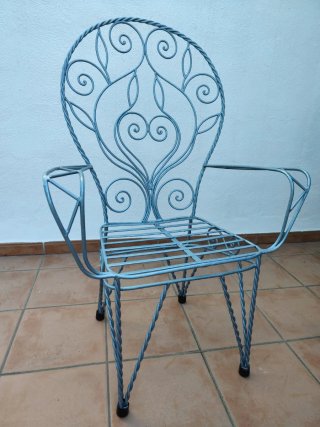 Conjunto mesa y 4 sillas jardín