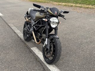 Ducati Monster 696 + ABS 2014. 32.000km