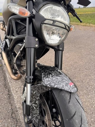 Ducati Monster 696 + ABS 2014. 32.000km