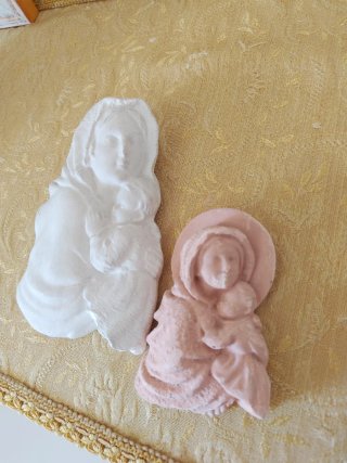 Calchi in gesso Madonna con Bambino