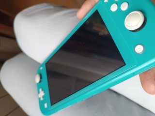 Nintendo Switch Lite Turquesa + Animal Crossing