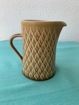 Vajilla danesa vintage Kronjyden Relief Quistgaard