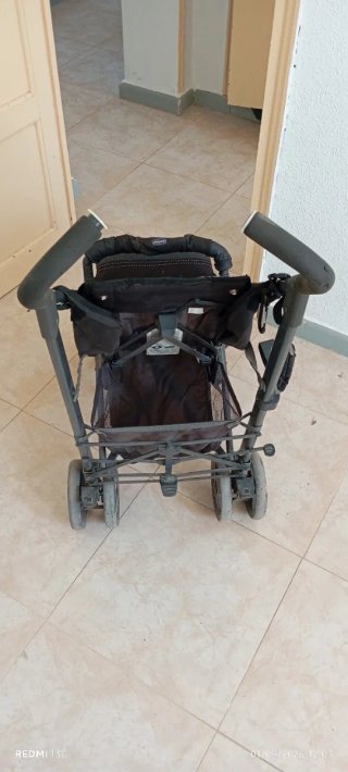 Carrito de bebé plegable