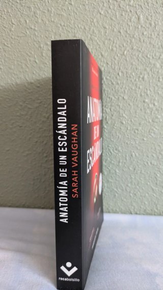 Lote de dos novelas de suspense