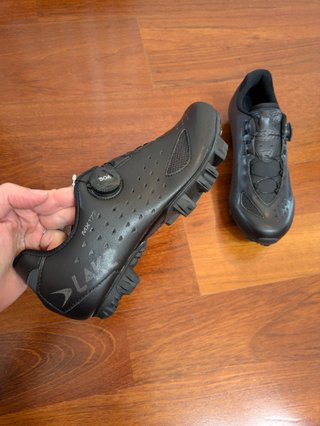 Zapatillas LAKE MX177 Talla 42 Nuevas