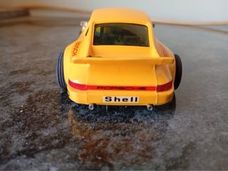 Porsche Carrera RS Amarillo Scalextric