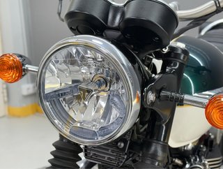 TRIUMPH BONNEVILLE T 120