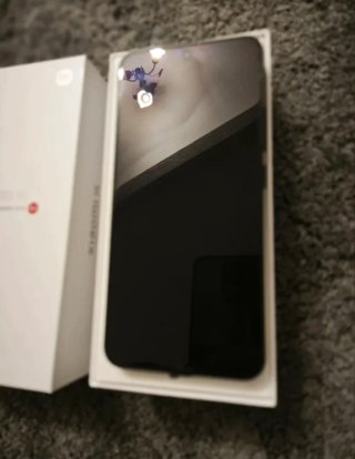 Xiaomi 15 con HyperOS