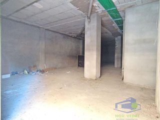 Local comercial en venta en Zona Avenida al Vedat en Torrent
