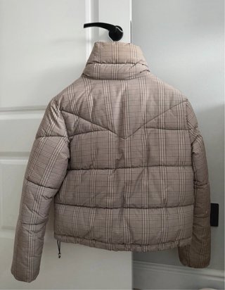 Abrigo acolchado cuadros Bershka