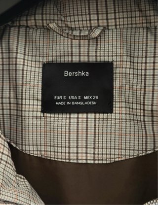 Abrigo acolchado cuadros Bershka