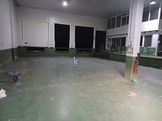 Nave industrial en venta en San Cibrao das Viñas