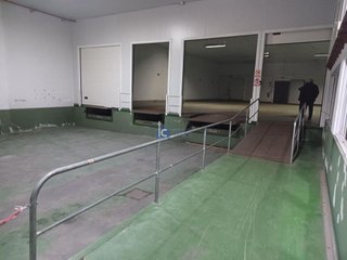 Nave industrial en venta en San Cibrao das Viñas